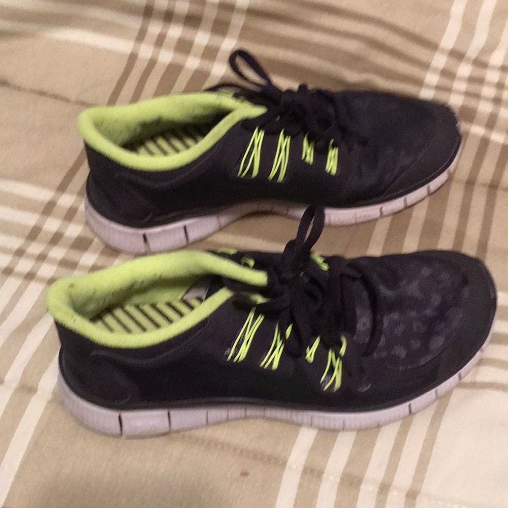 3 for $5 Nike’s
